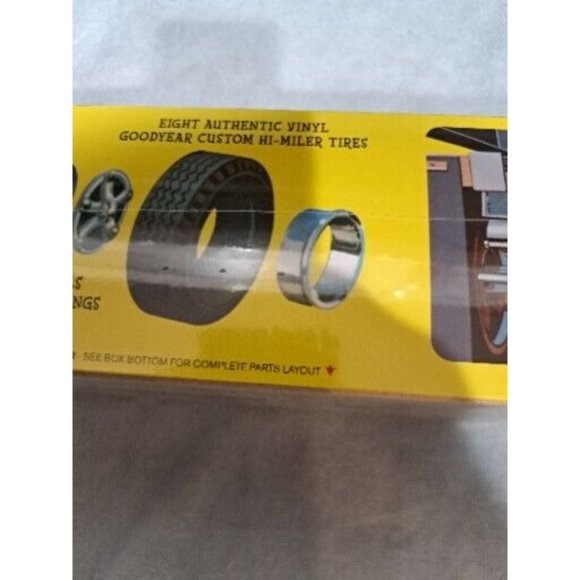 AMT Rat Fink Truck Model Kit - AMT1292 New Sealed Box - Picture 6 of 11